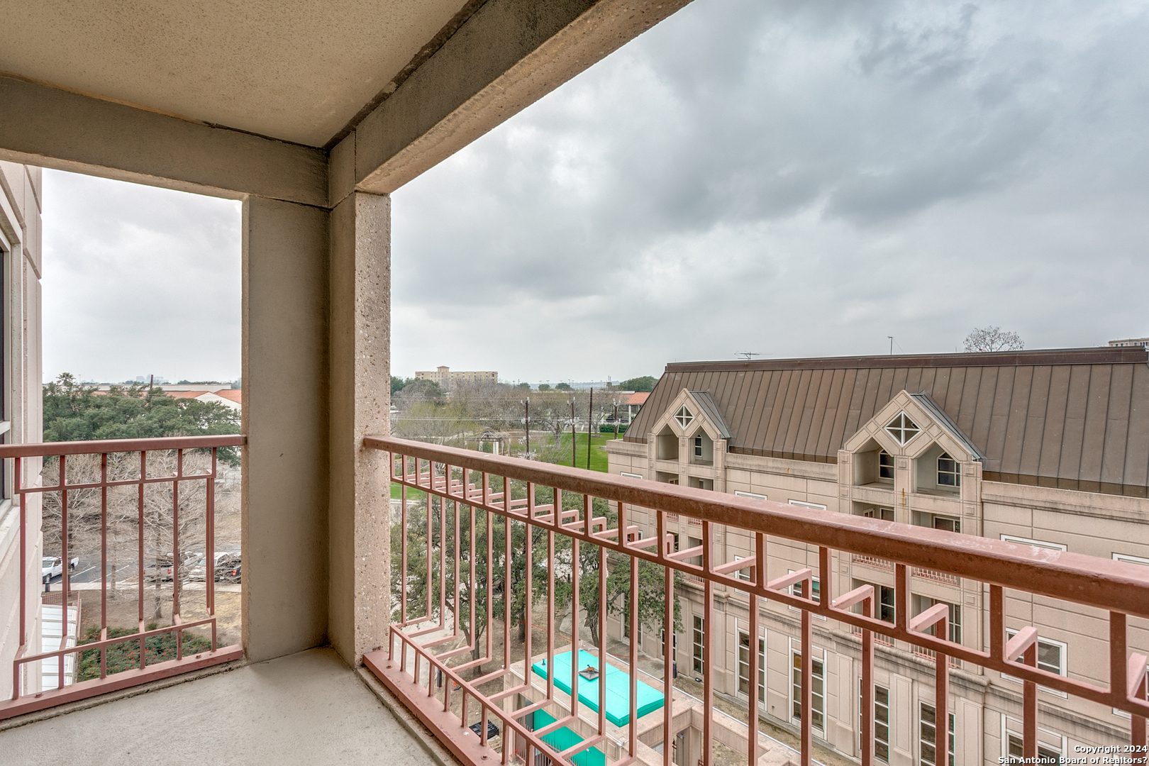 1 Towers Park Ln Unit: 511