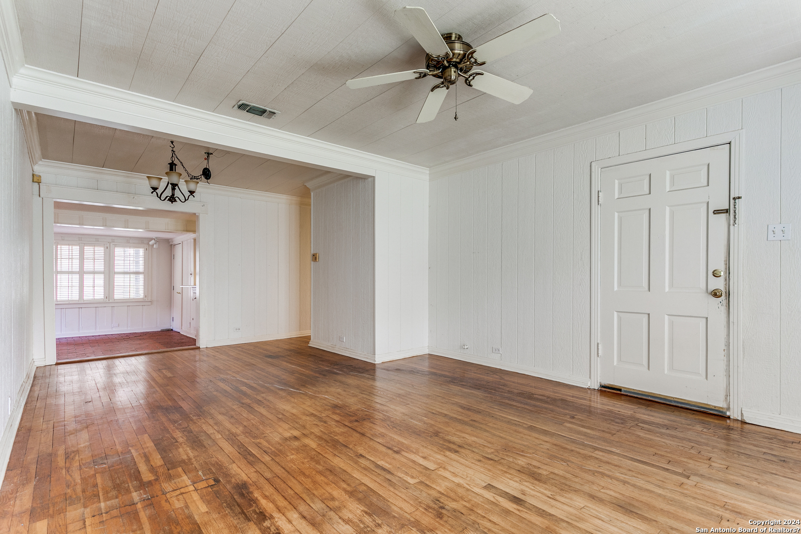 901 GARRATY RD