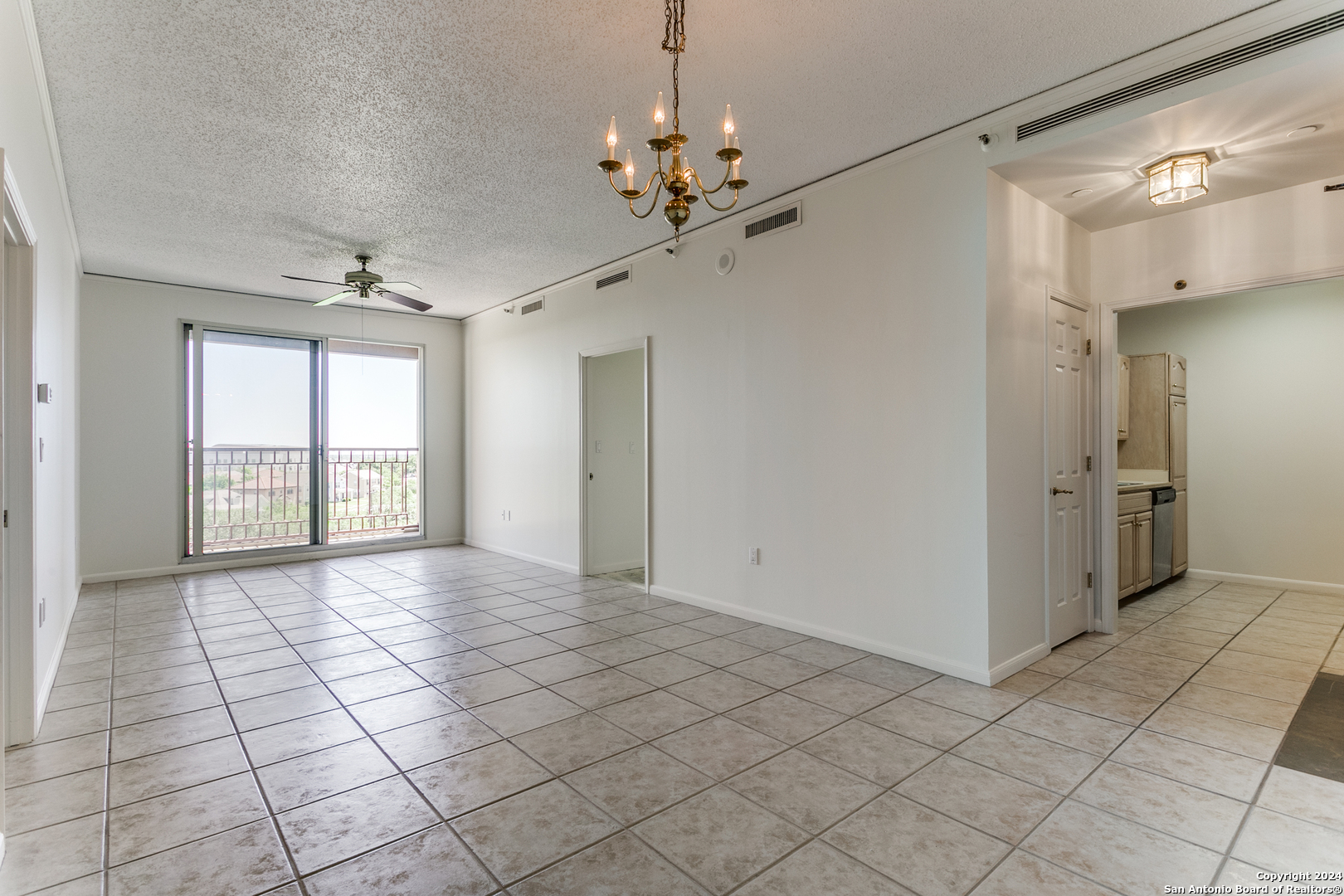 1 TOWERS PARK LN 508