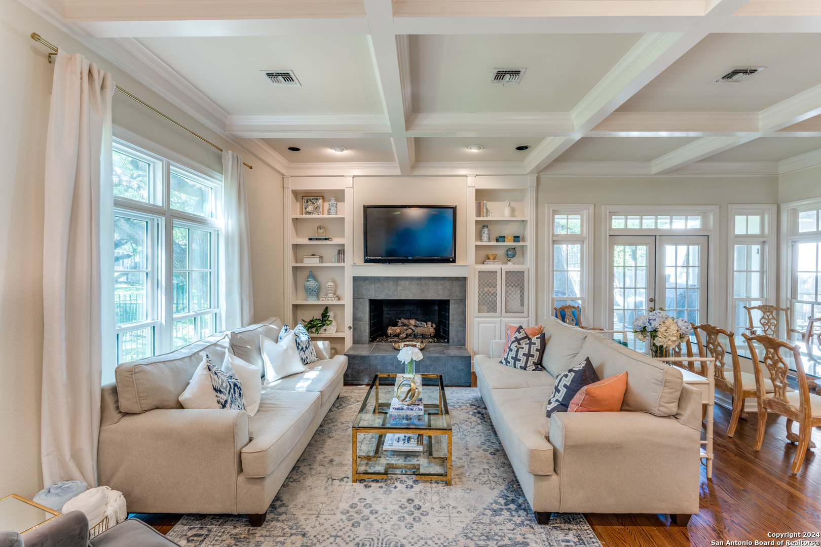1 DORCHESTER PL