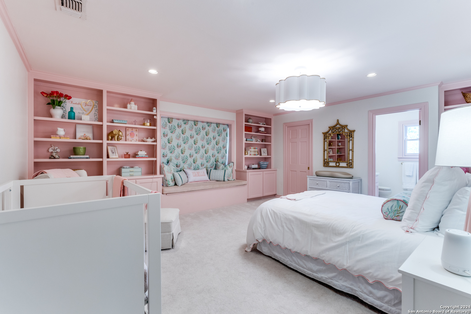 1 DORCHESTER PL