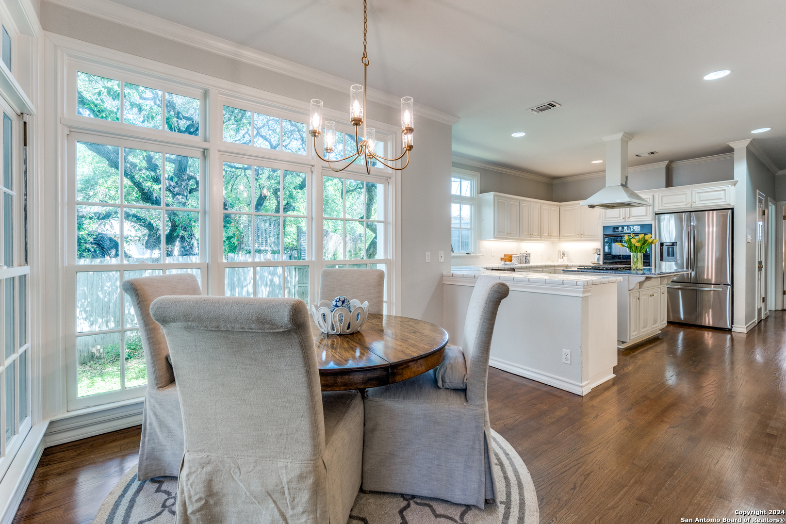 1 DORCHESTER PL