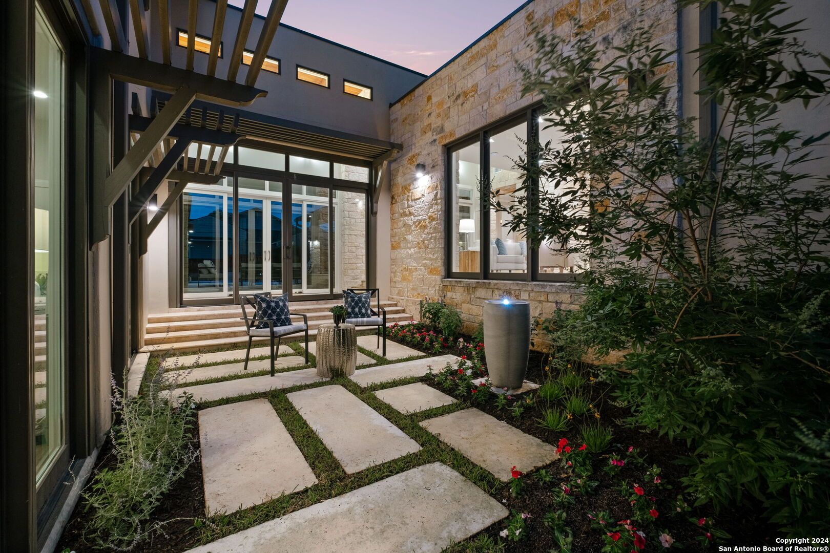 113 TUTTLE RD