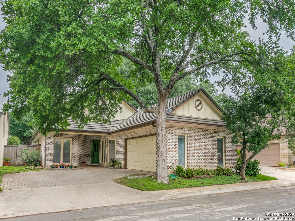 38 Campden Circle