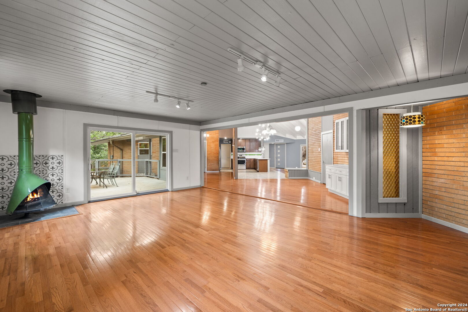 8718 CHARRO LN