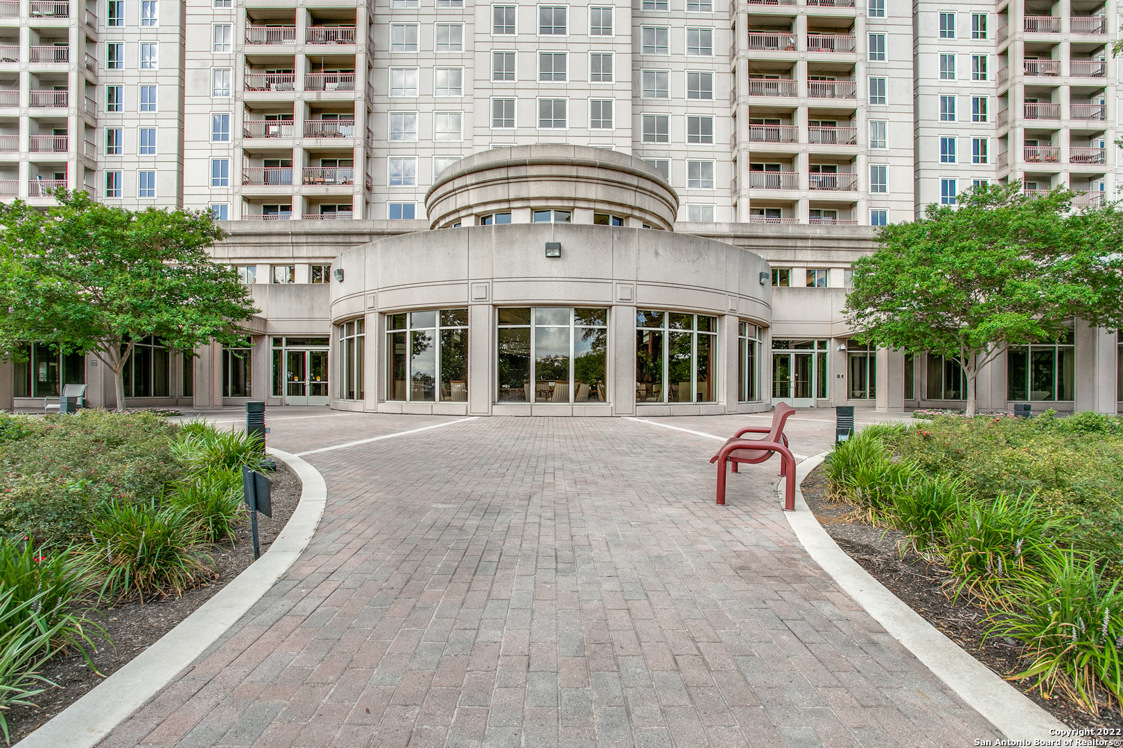 1 TOWERS PARK LN 217