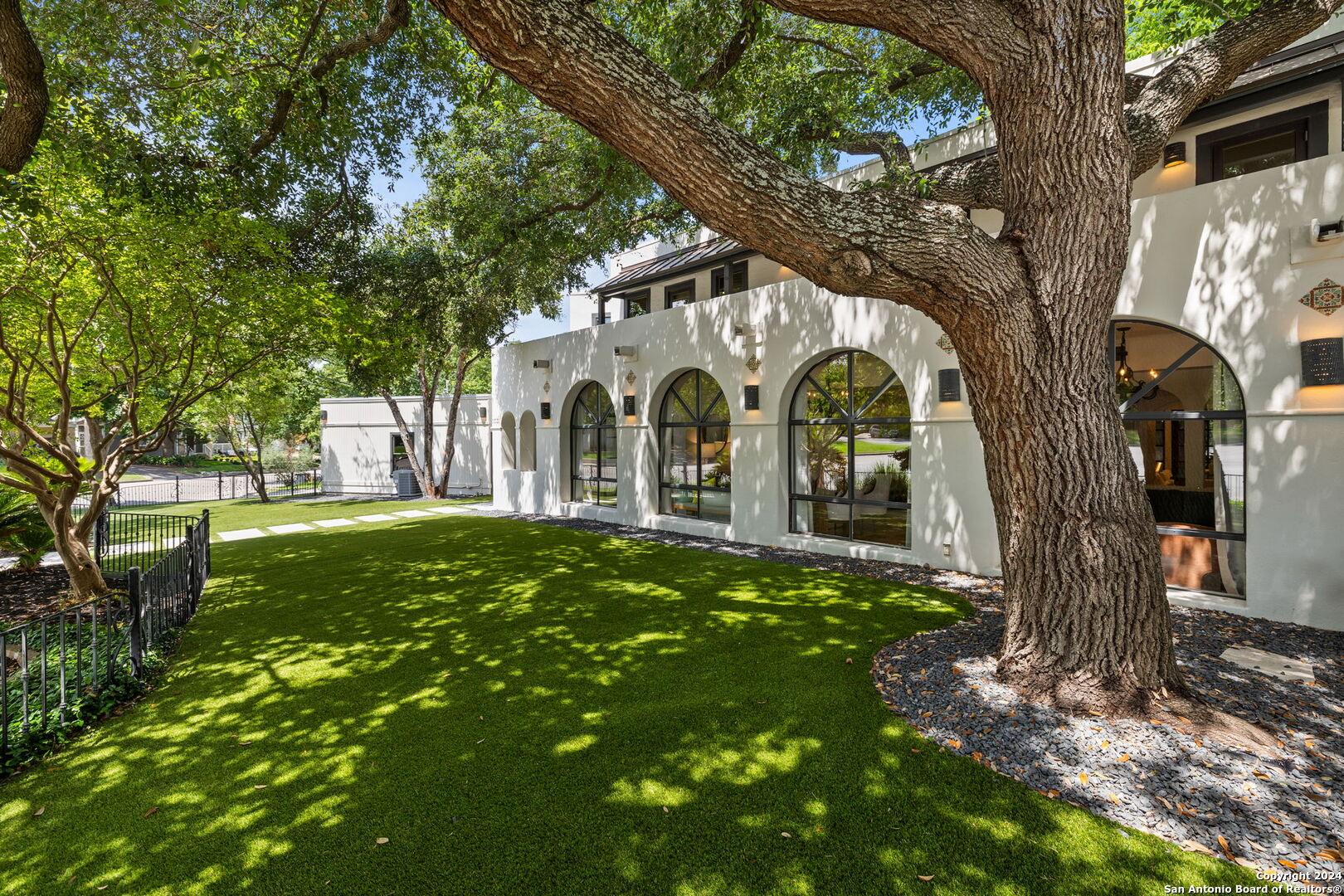 611 Blvd