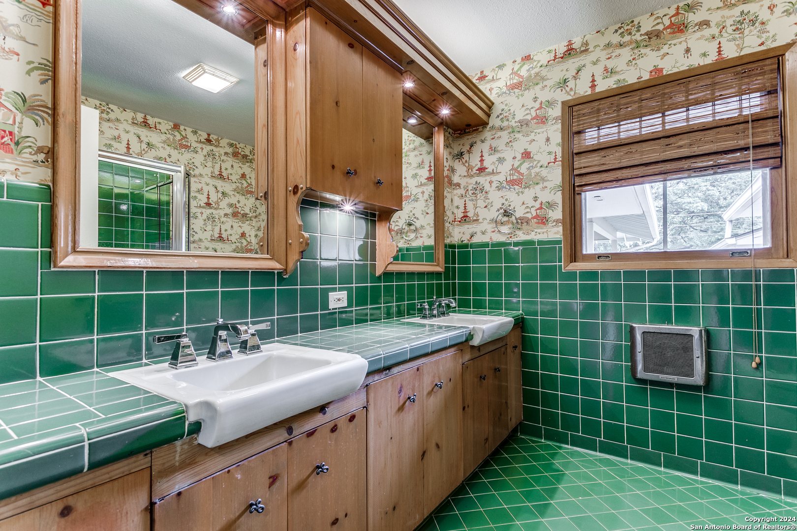 155 Hillview