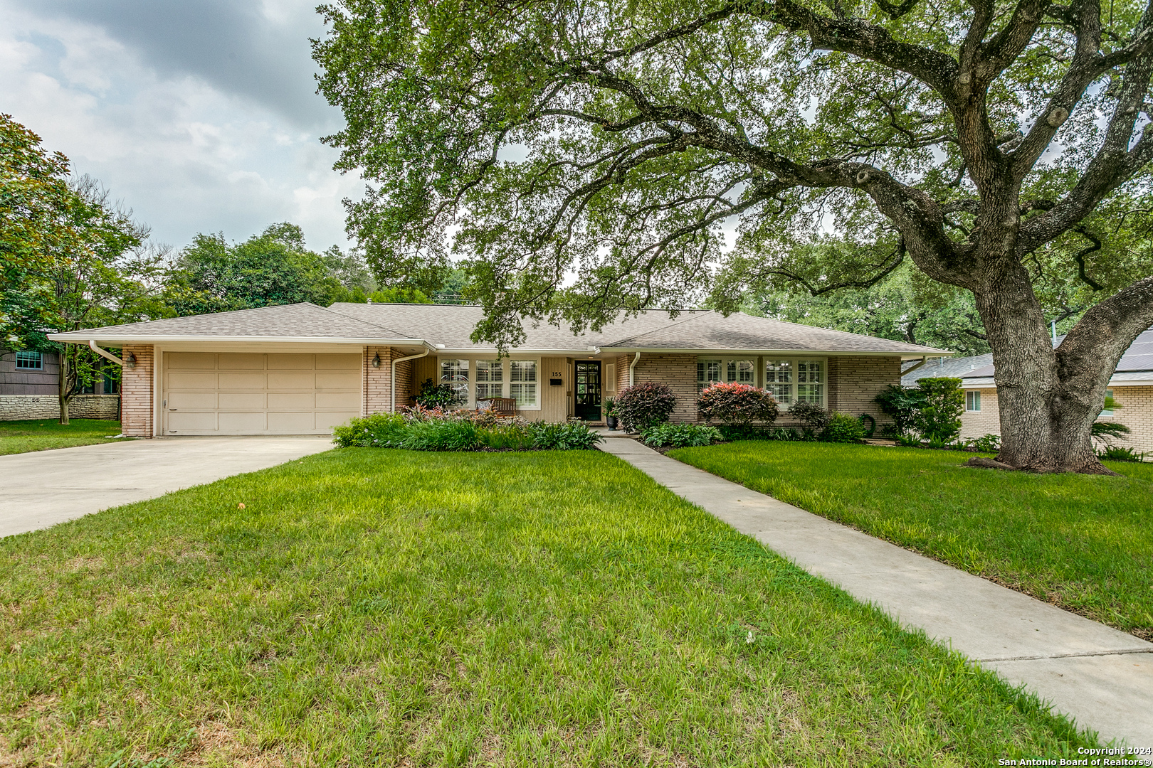 155 Hillview