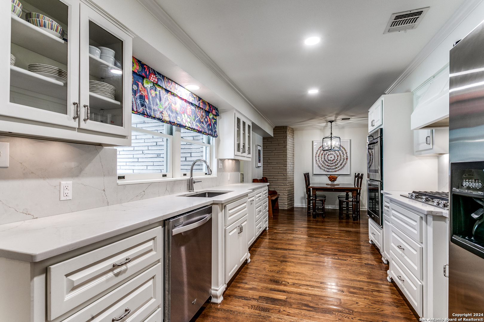 155 Hillview