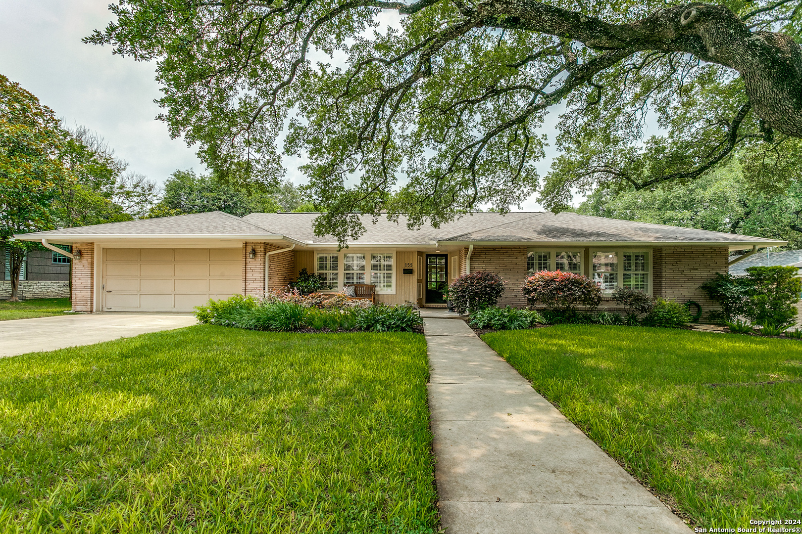 155 Hillview