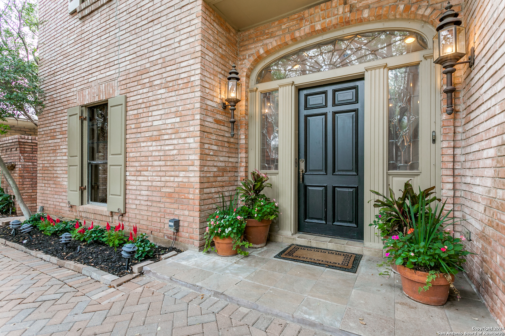 12 Garden Square