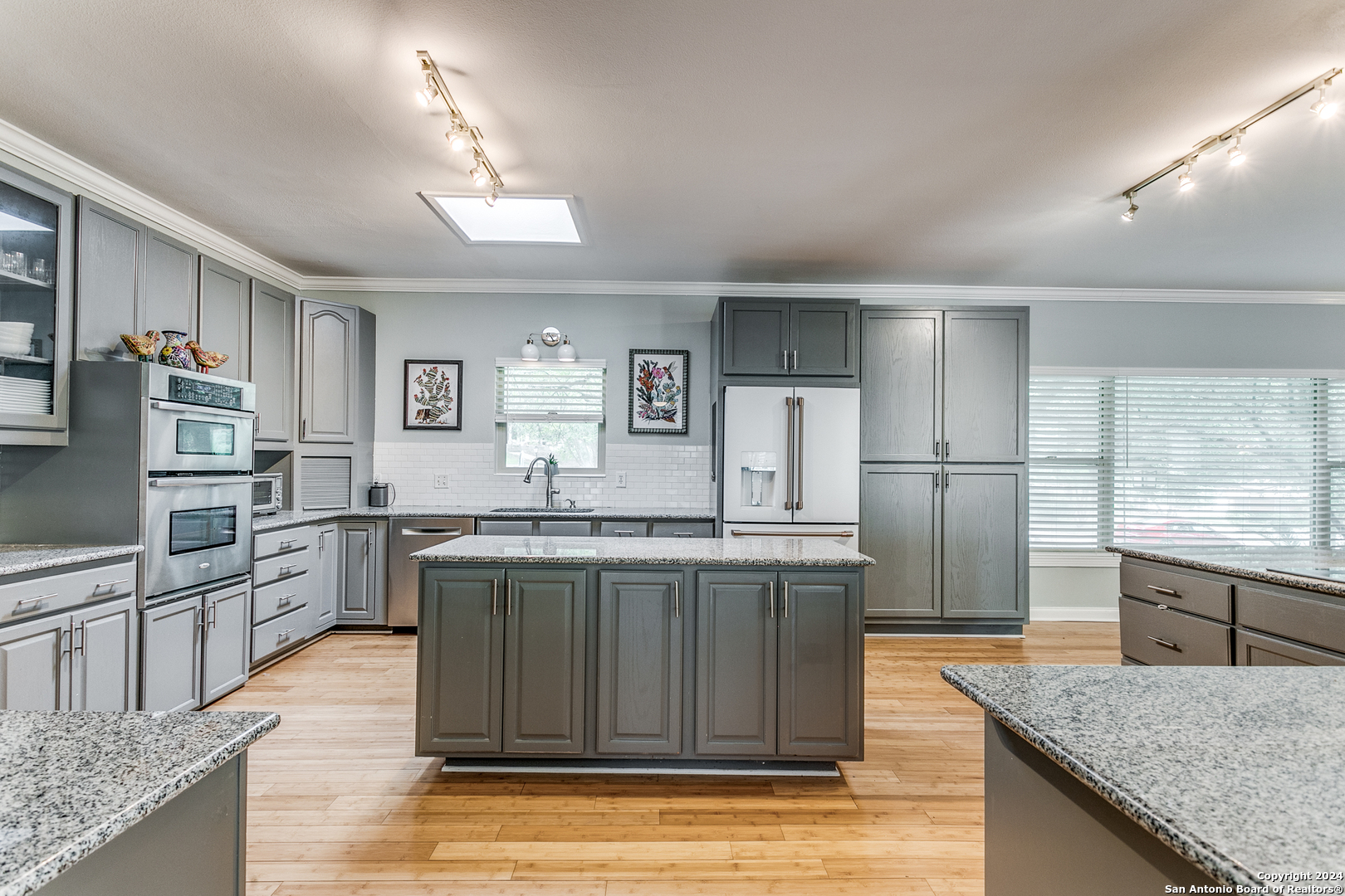 114 WYANOKE DR