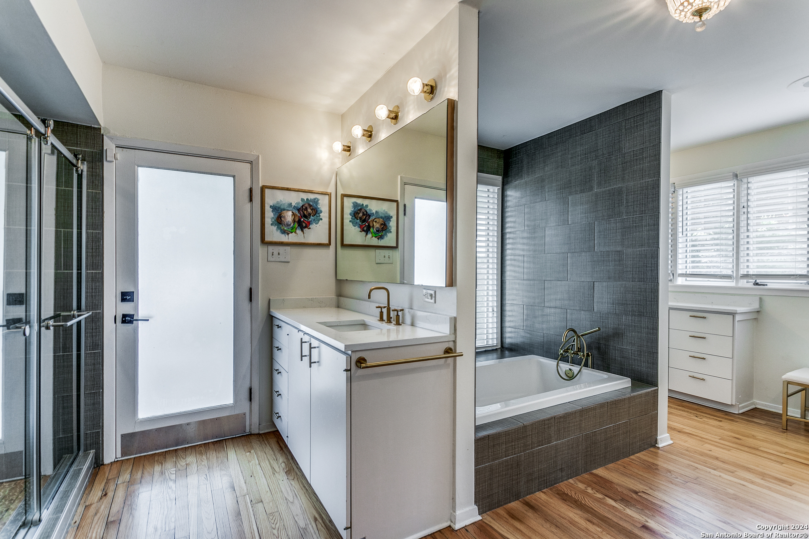 114 WYANOKE DR