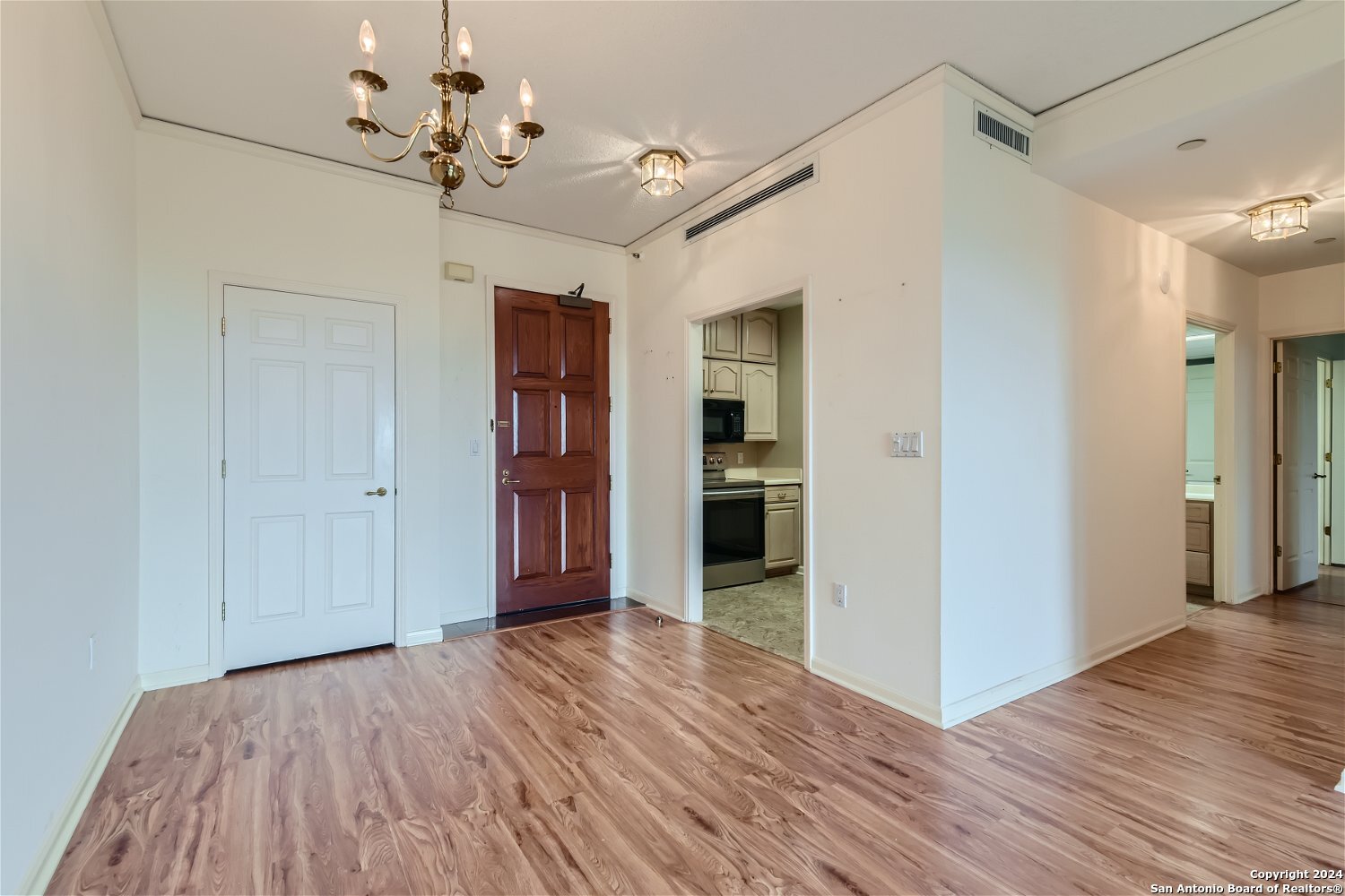 1 Towers Park Ln 410