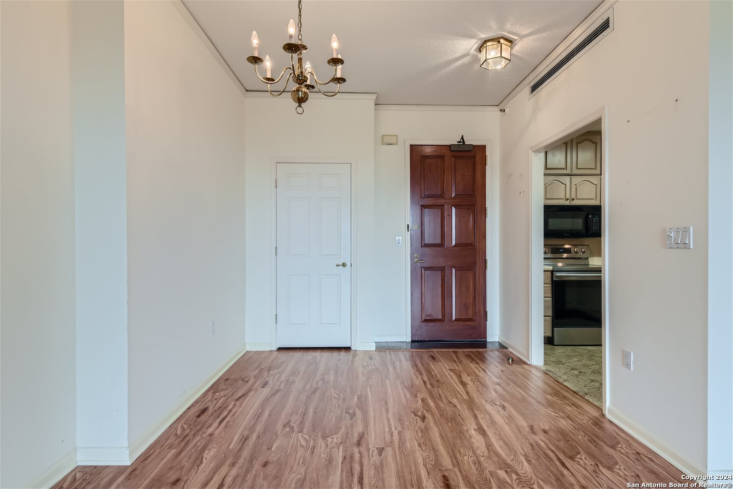1 Towers Park Ln 410