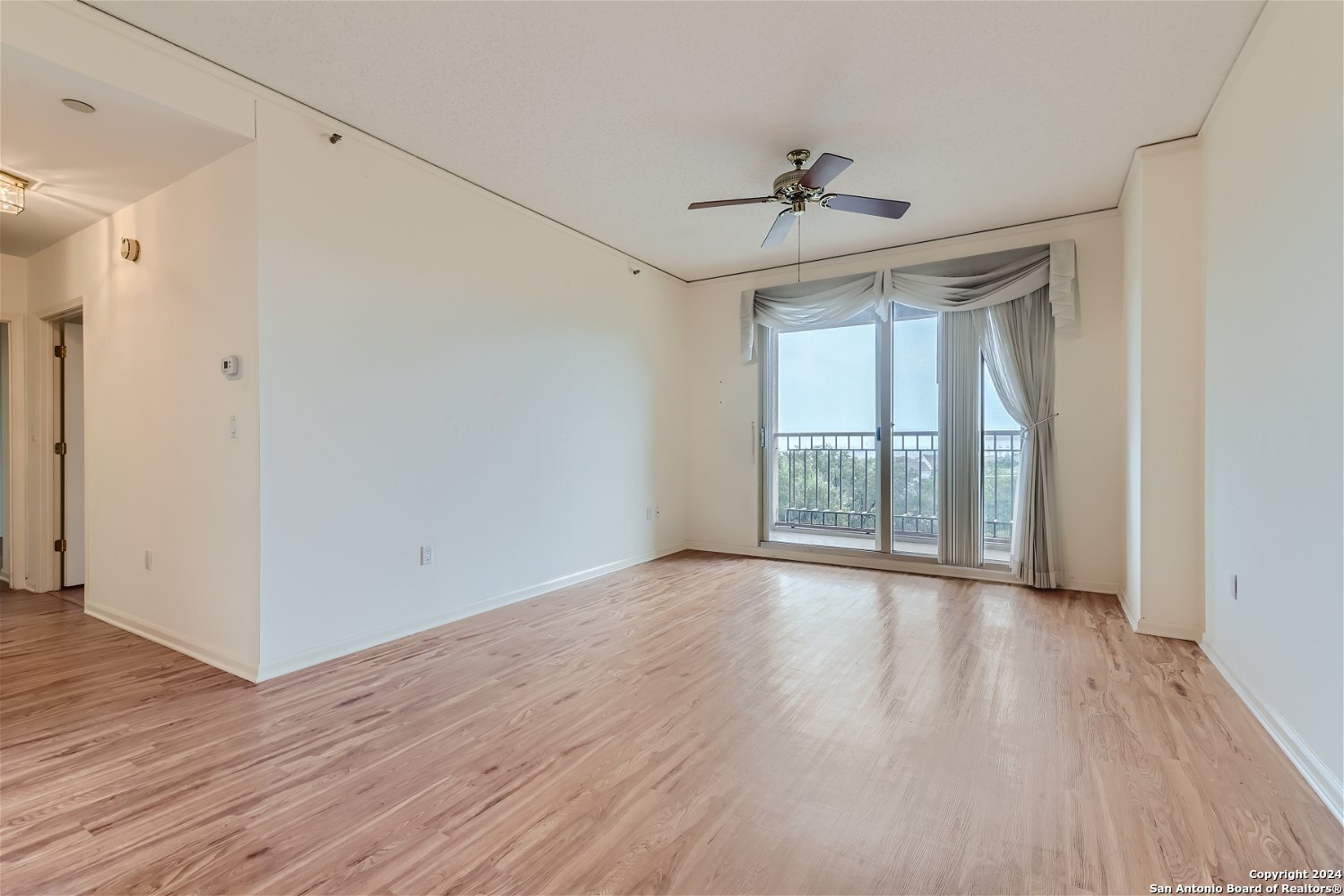 1 Towers Park Ln 410