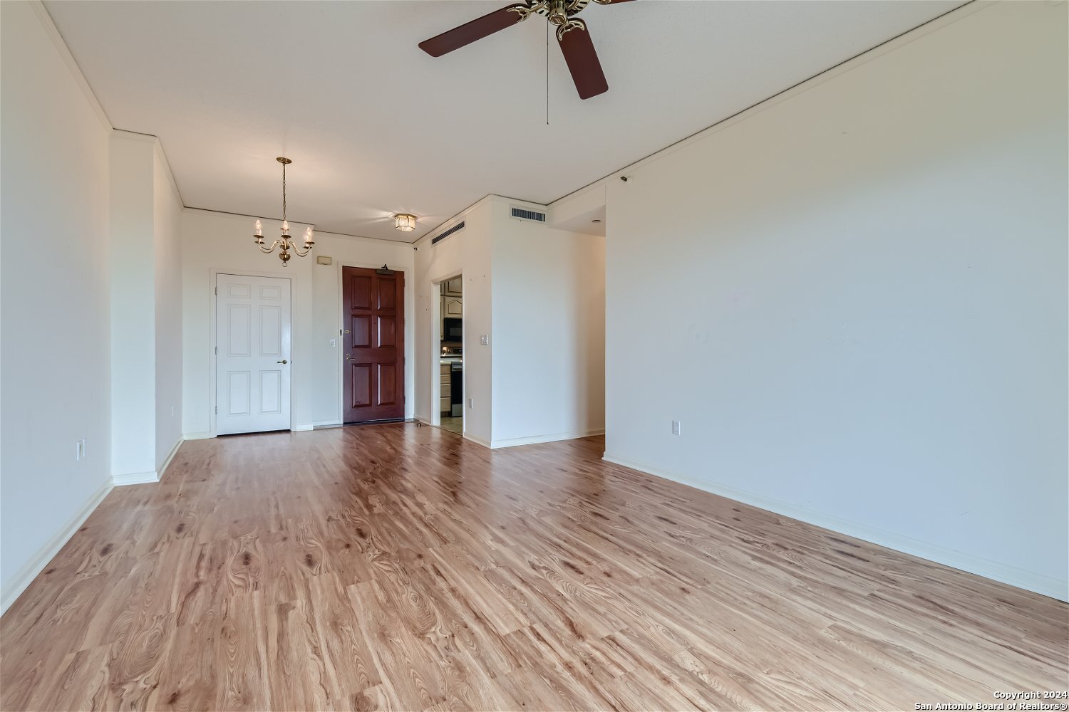 1 Towers Park Ln 410
