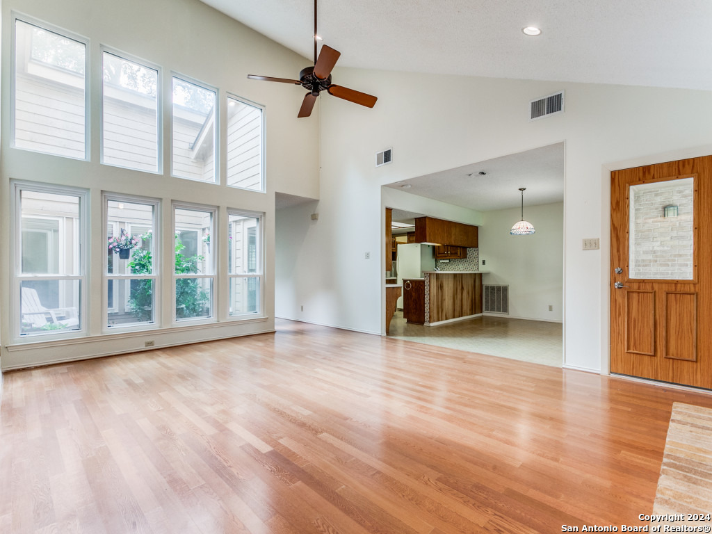 13431 VISTA BONITA