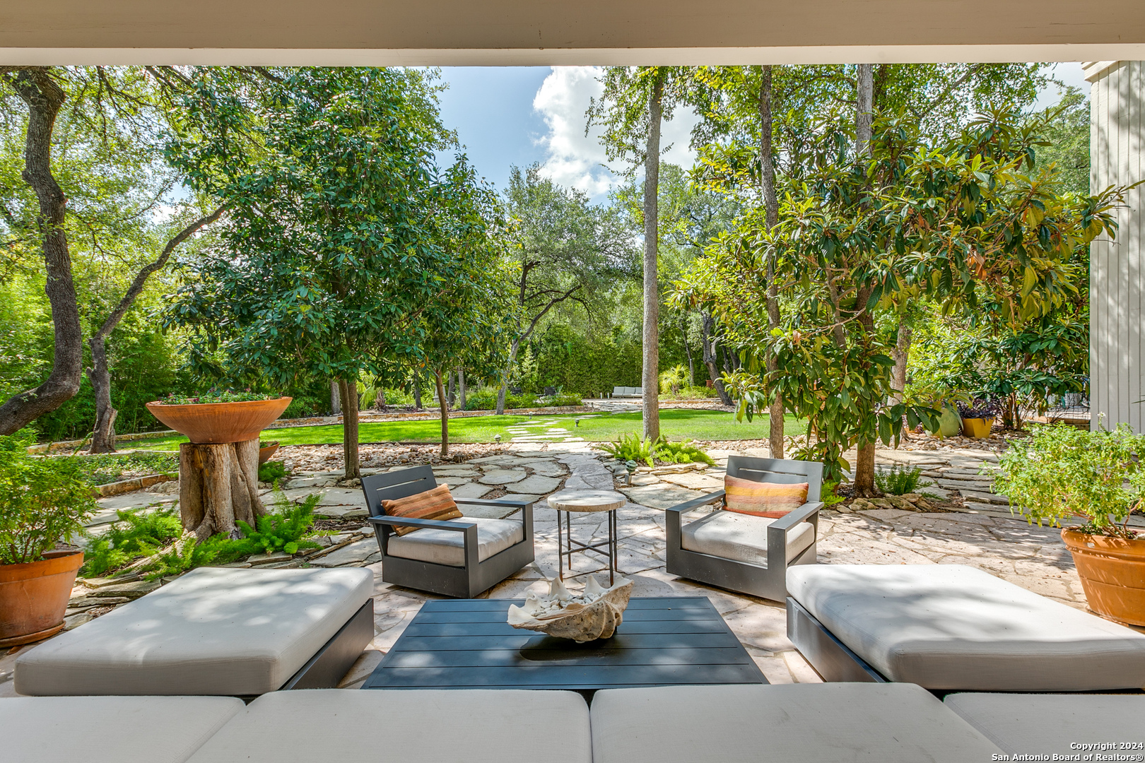 8101 Country Side Drive