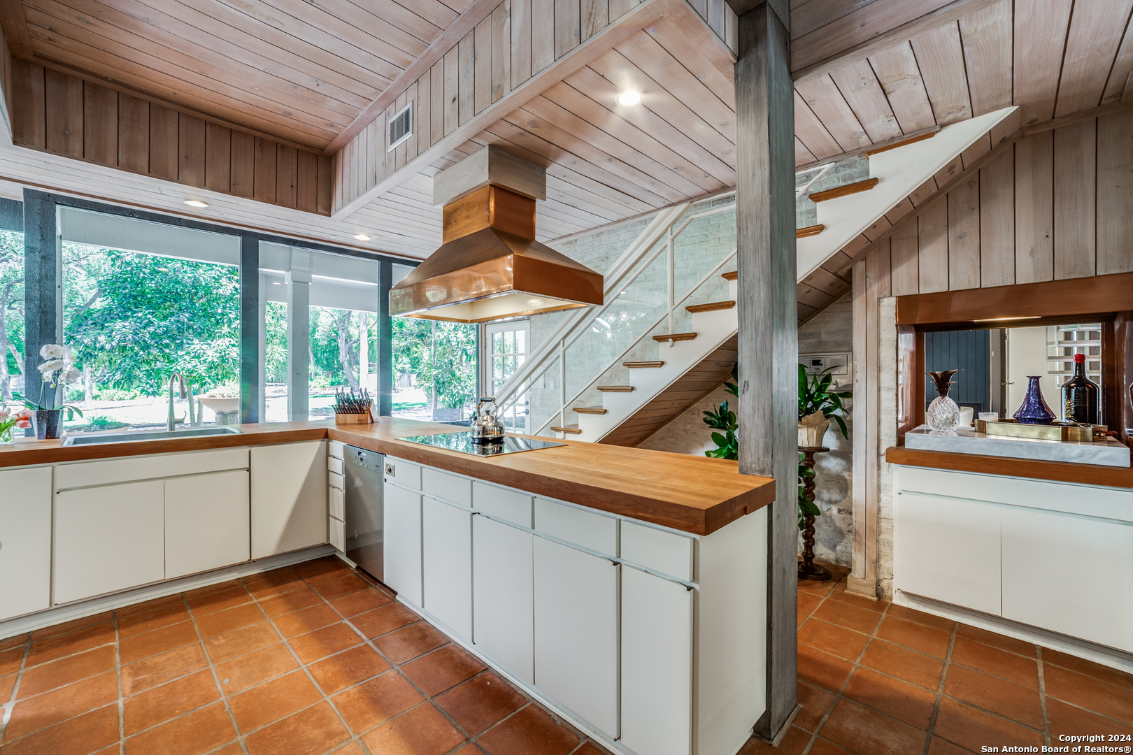 8101 Country Side Drive