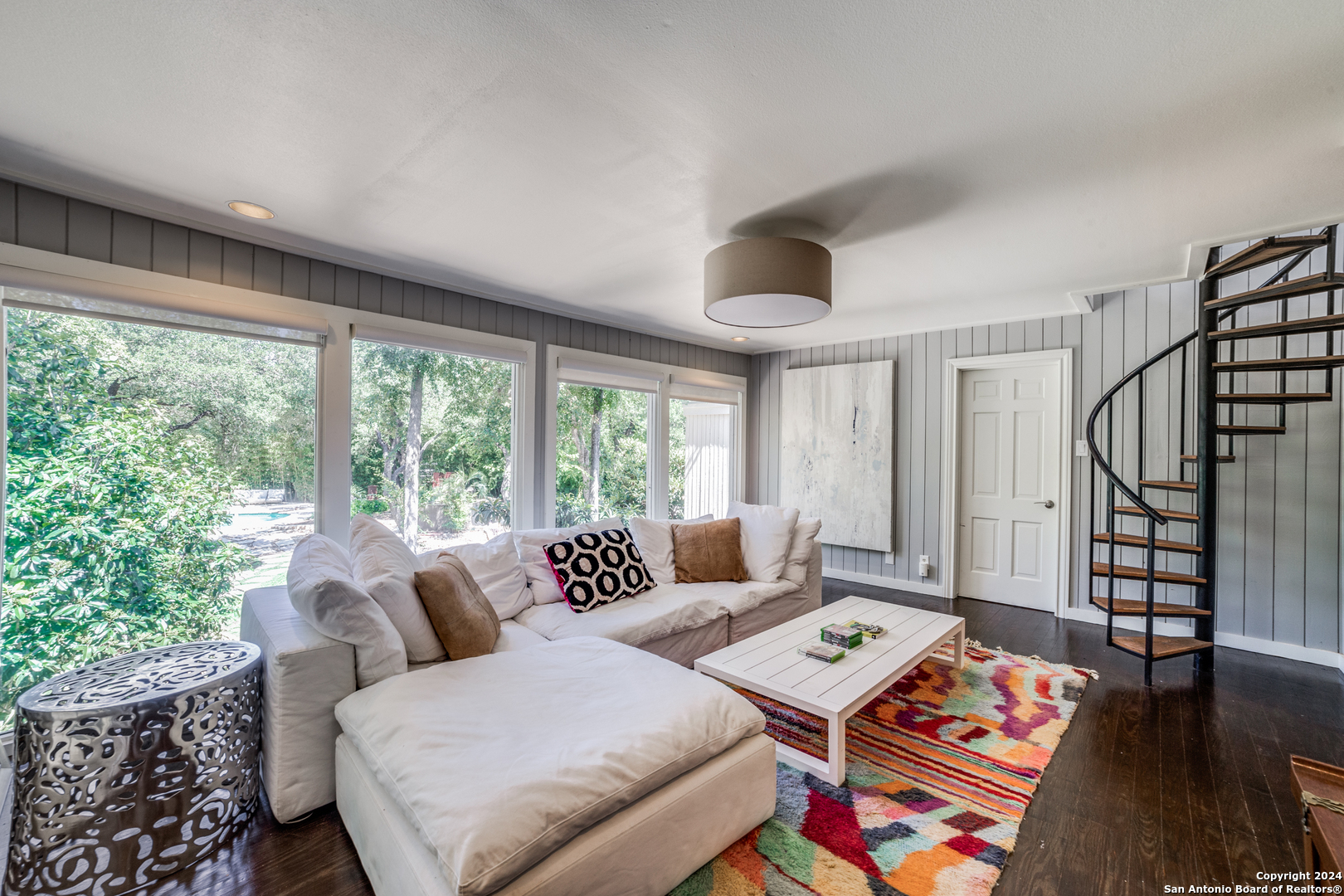 8101 Country Side Drive