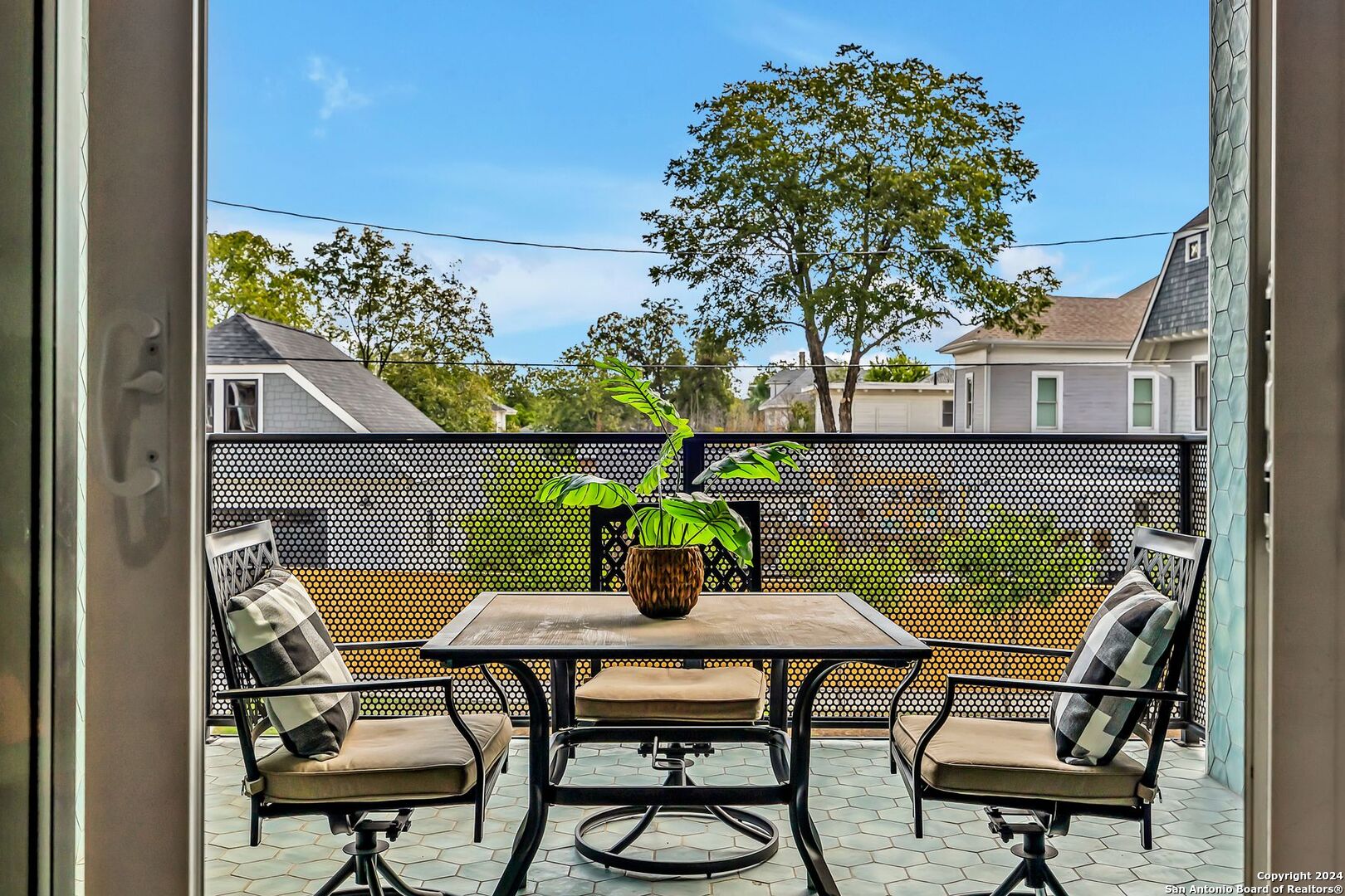 203 PASCHAL ST 106