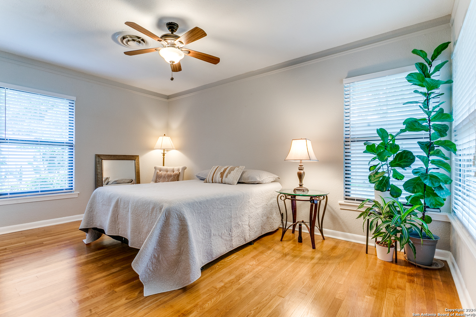 229 LYMAN DR
