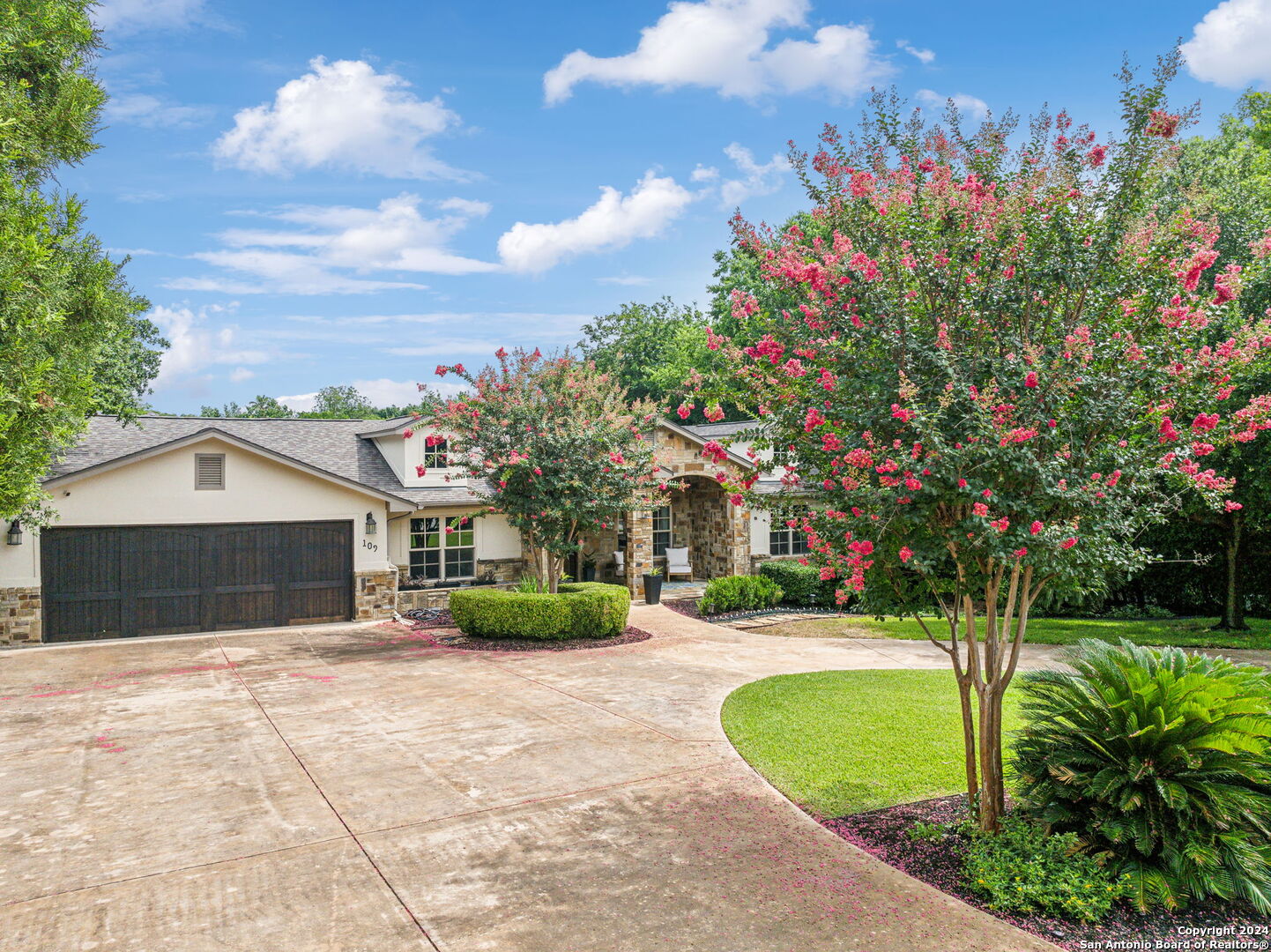 109 Tuttle Rd.