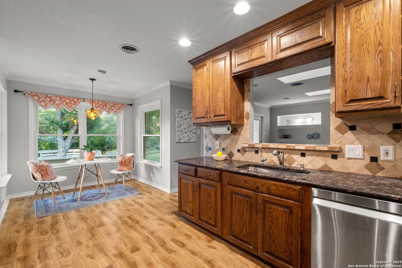 3203 ALBIN DR