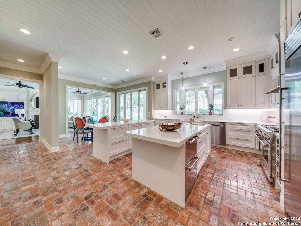 600 ELIZABETH RD