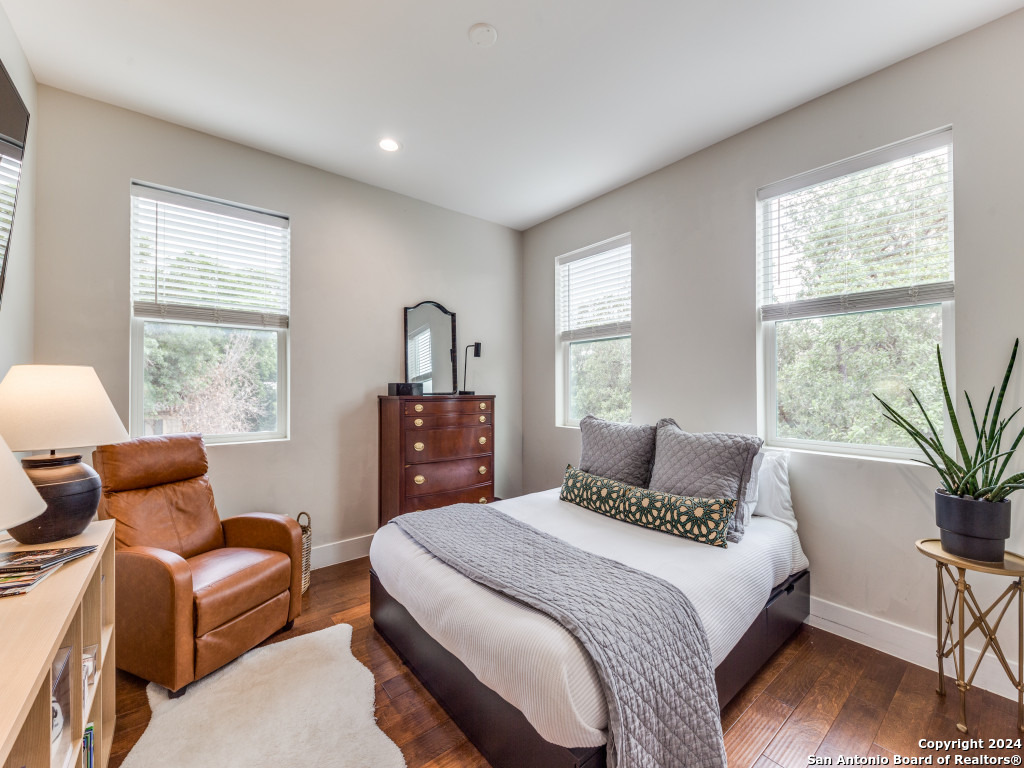 127 Marcia Pl 1