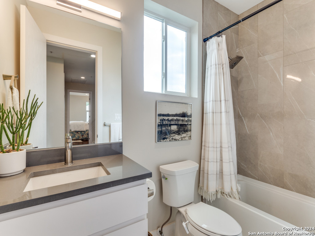 127 Marcia Pl 1