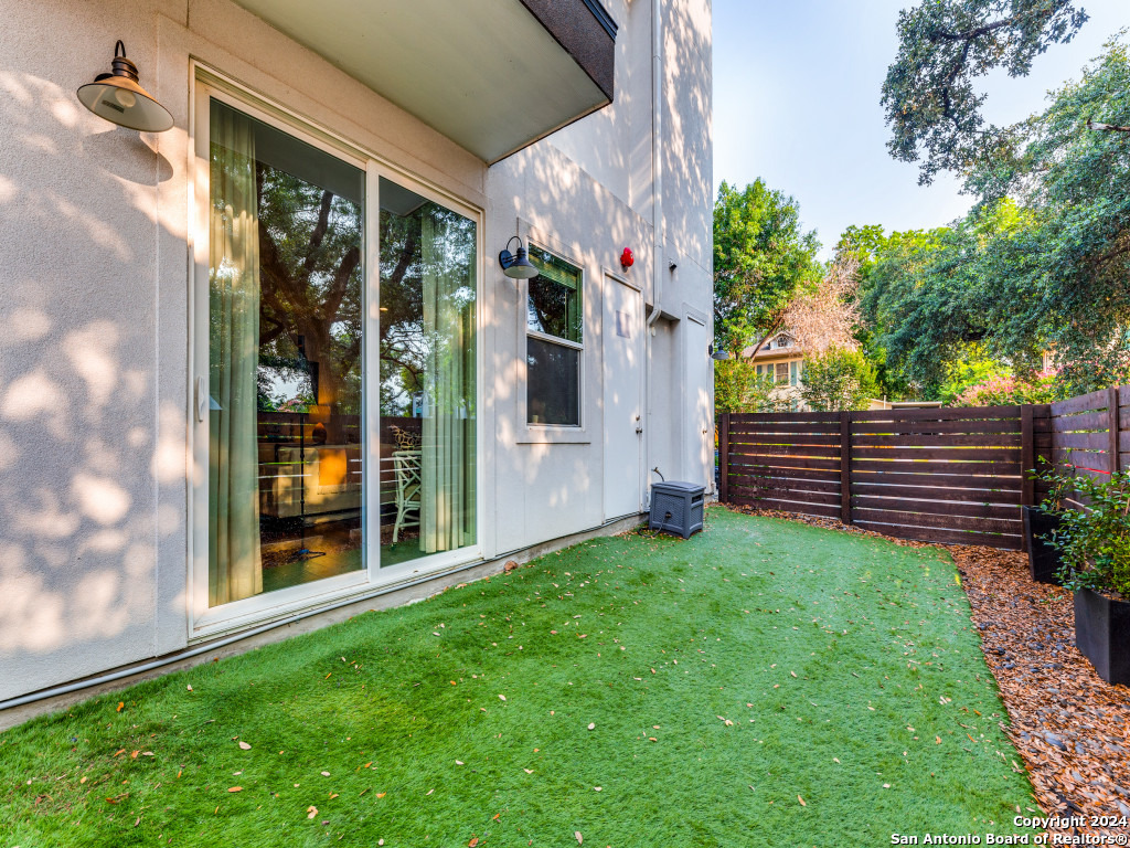 127 Marcia Pl 1