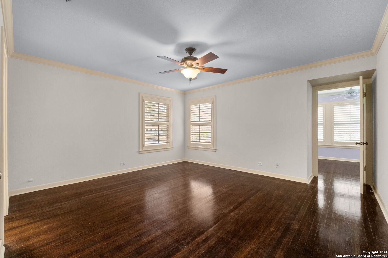 134 E Hermosa Dr