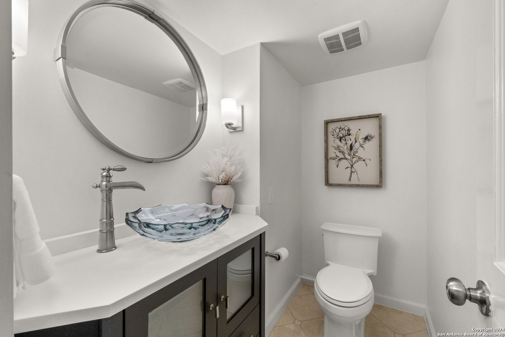 134 E Hermosa Dr