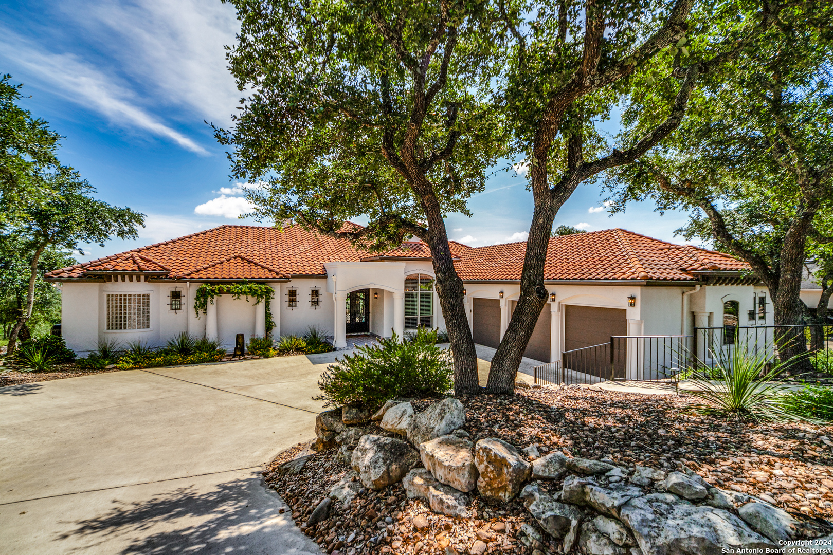 363 Grayhawk