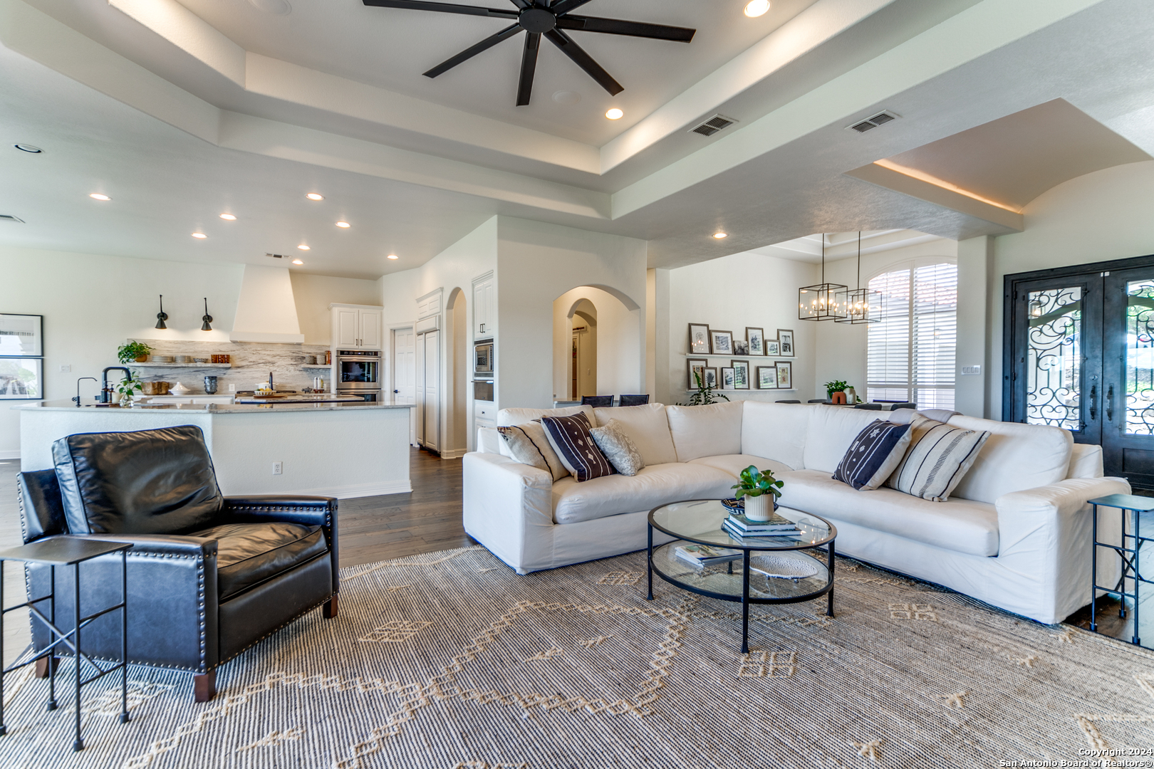 363 Grayhawk