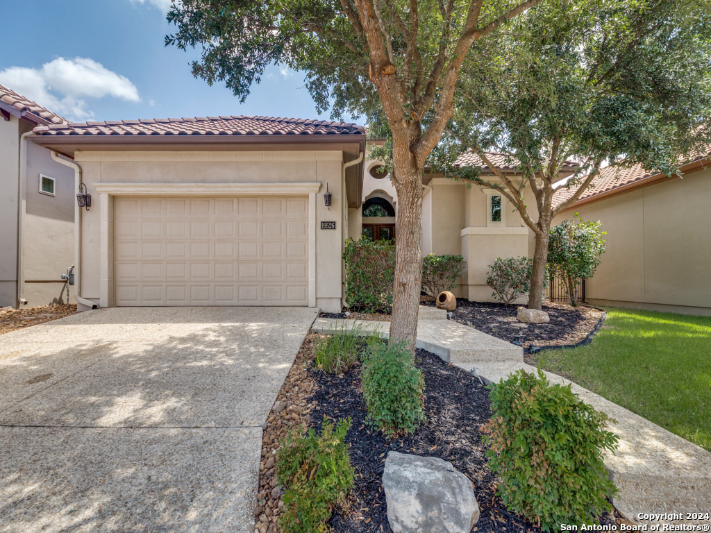19526 BROOKE PLACE