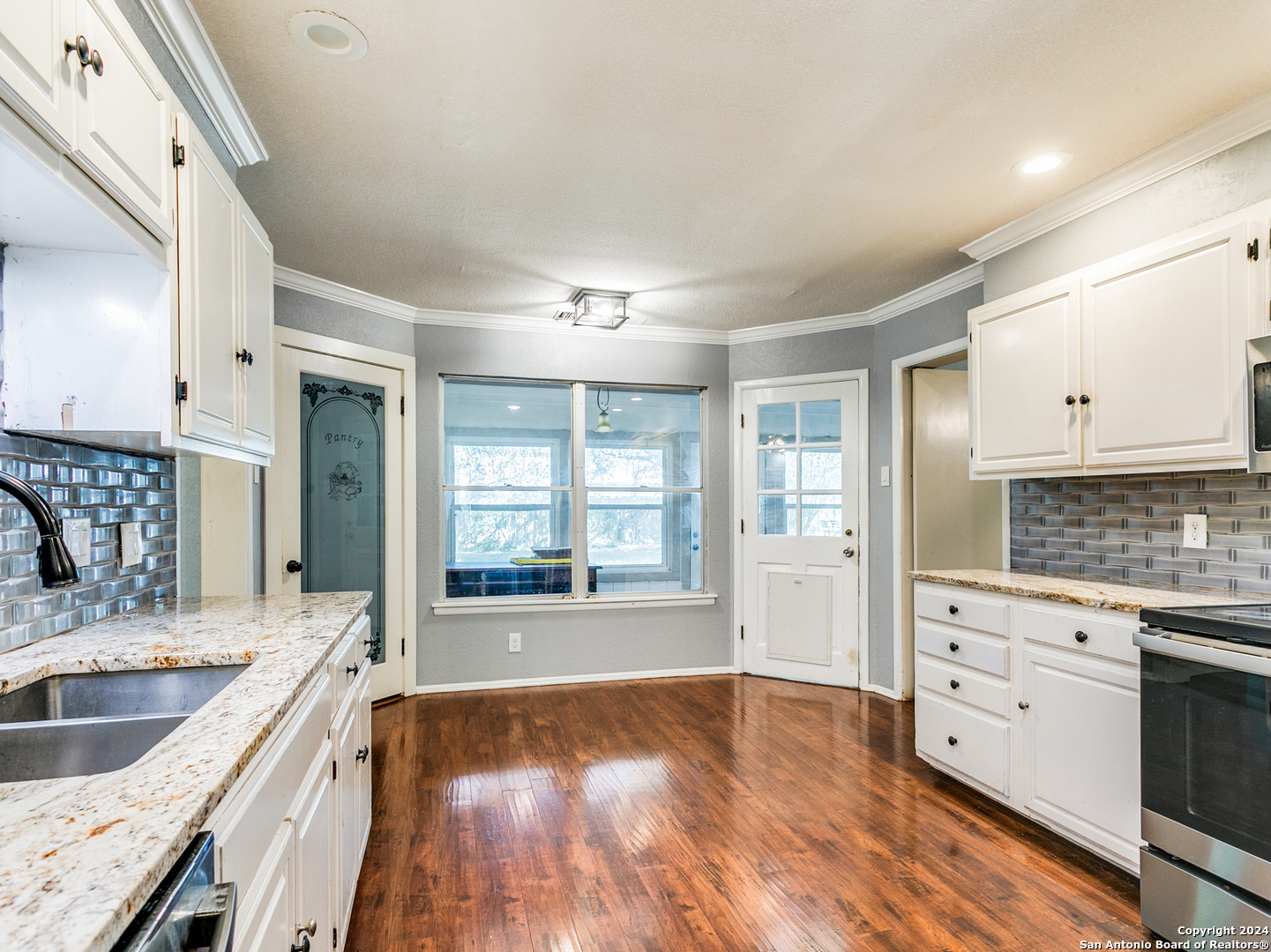 9103 Village Drive