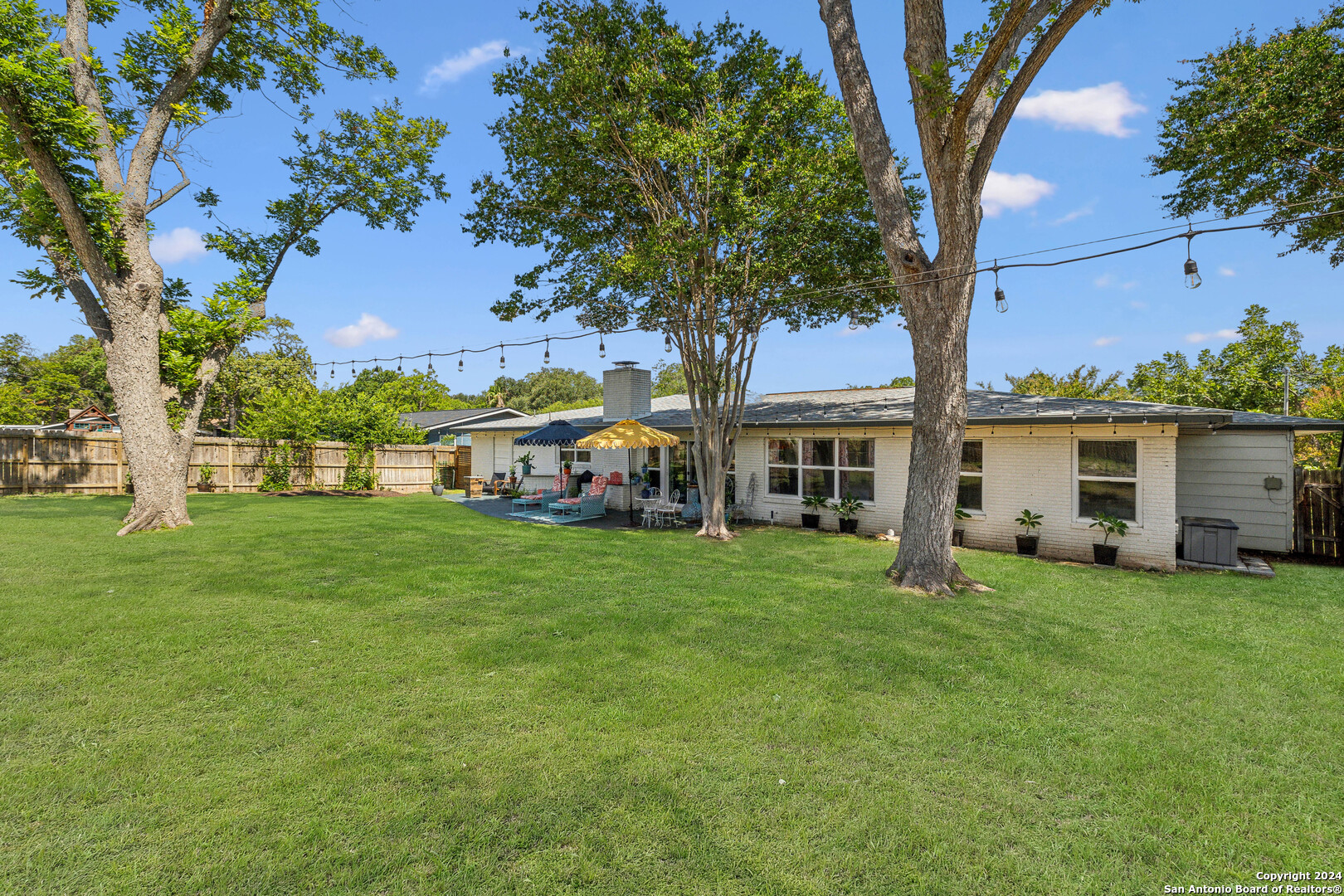 506 OAKLEAF DR