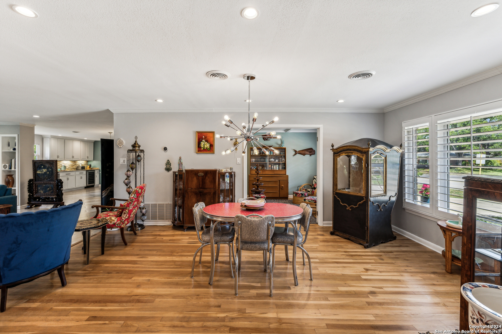 506 OAKLEAF DR