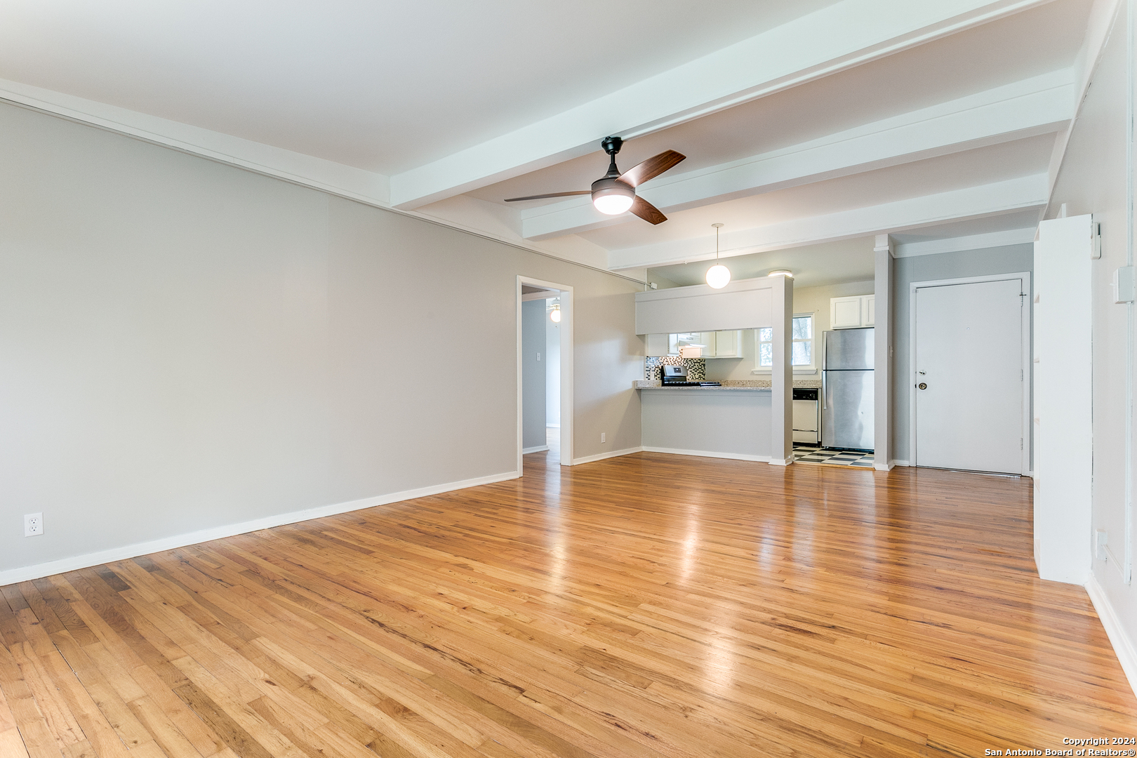 246 EMPORIA BLVD