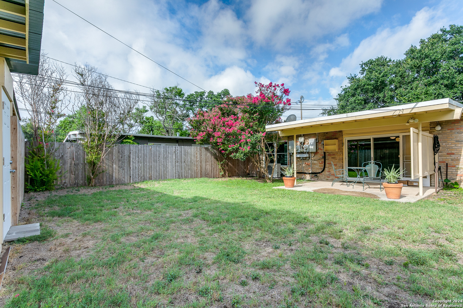 246 EMPORIA BLVD