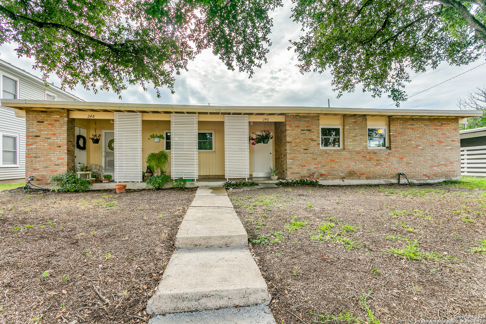 246 EMPORIA BLVD