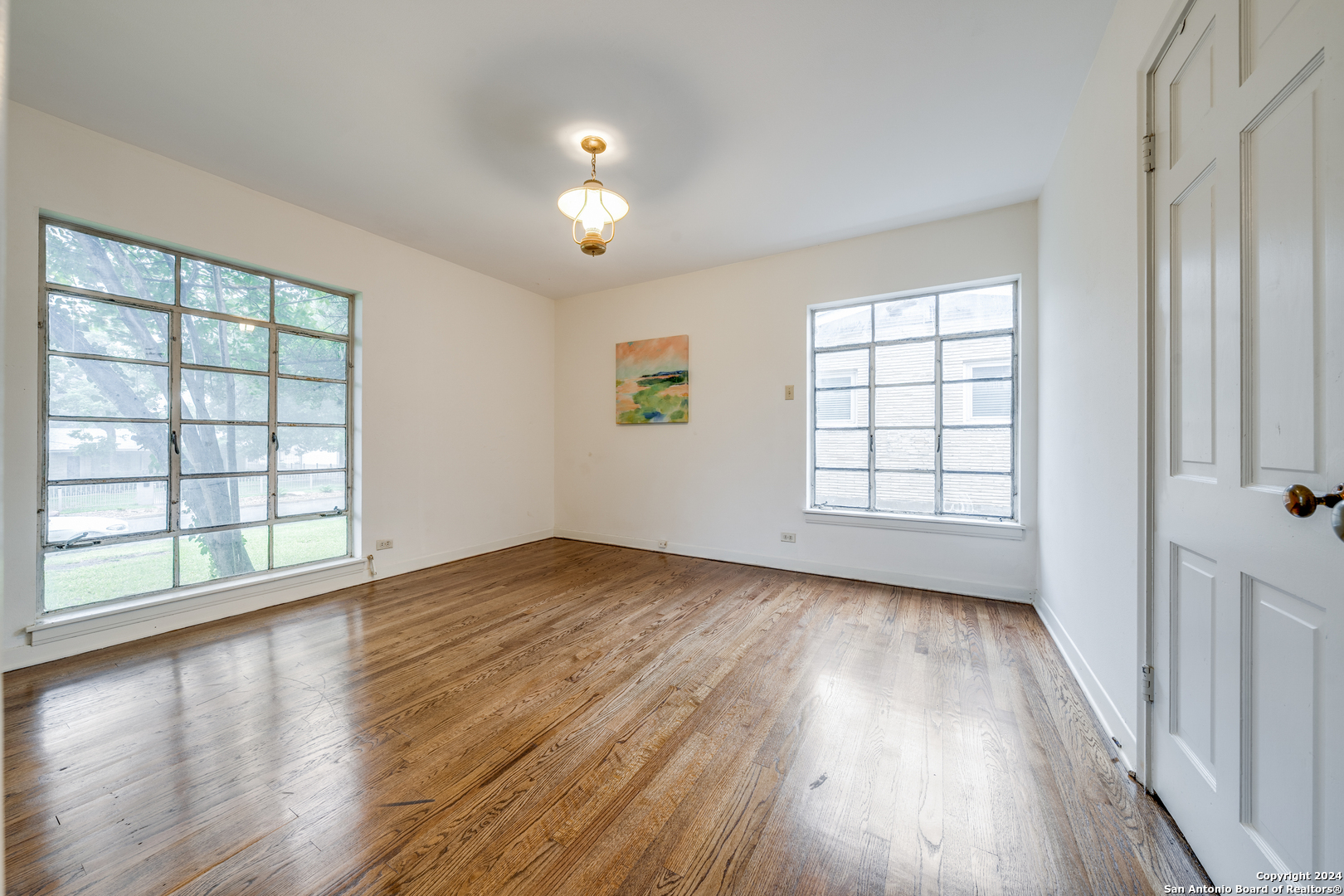 206 OAKLEAF DR