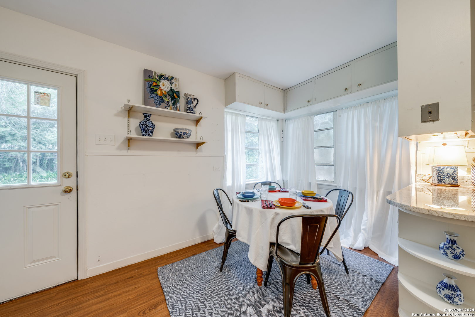 206 OAKLEAF DR