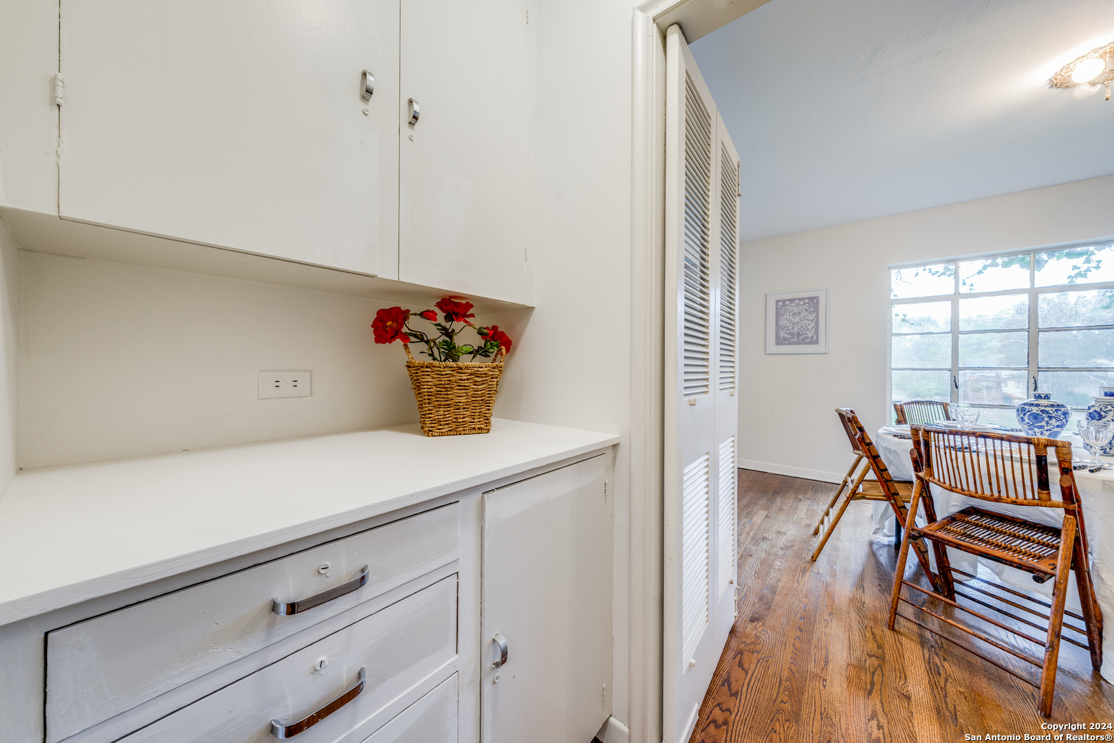 206 OAKLEAF DR