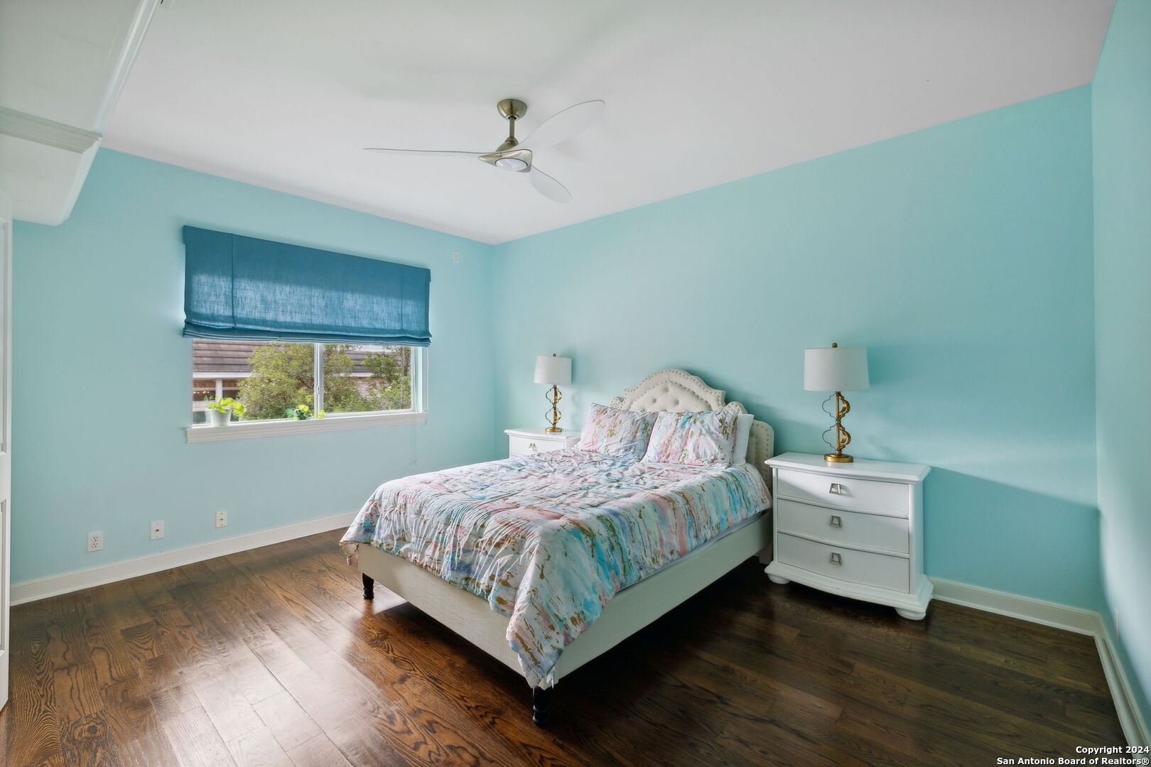 733 TUXEDO AVE