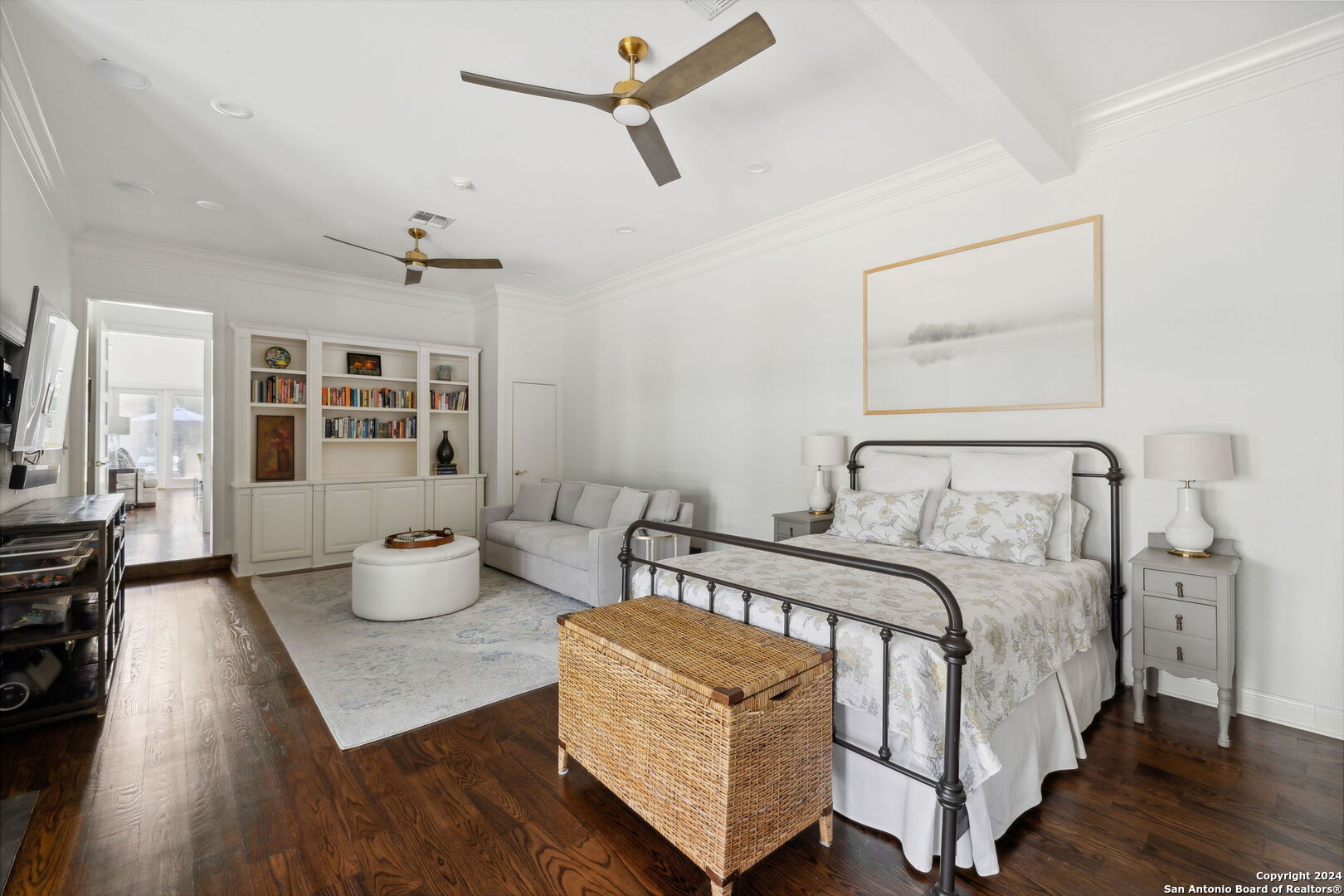 733 TUXEDO AVE